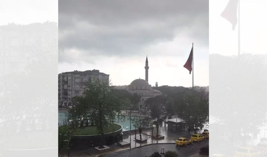 Aydın sağanak yağışa teslim oldu