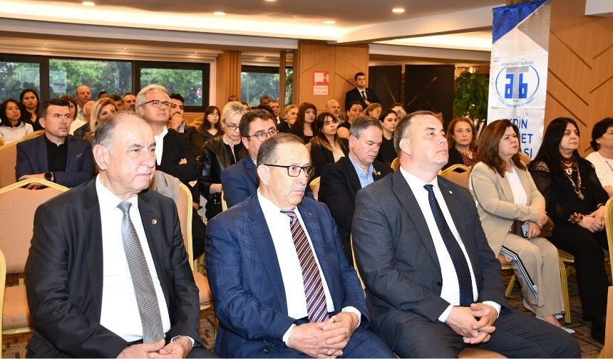 Aydın Memecik naturel sızma zeytinyağı kalitesi ödüllendirildi
