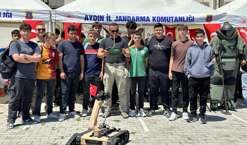 Didimli öğrenciler jandarma tarafından bilgilendirildi
