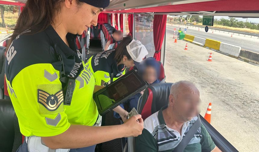 Kurban bayramı öncesi jandarmadan otobüslerde denetim