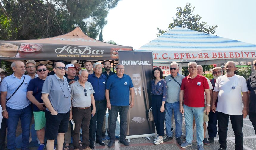 Aydın'da Merhum Başkan Ferdi Zeyrek için lokma döküldü
