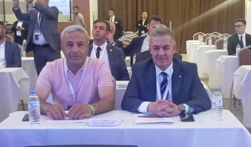 Buharkent'te istifa!