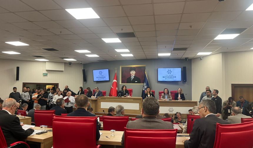 Aydın BŞB Meclisi'nde 'Suya yüzde 70 indirim yapalım' önergesi!