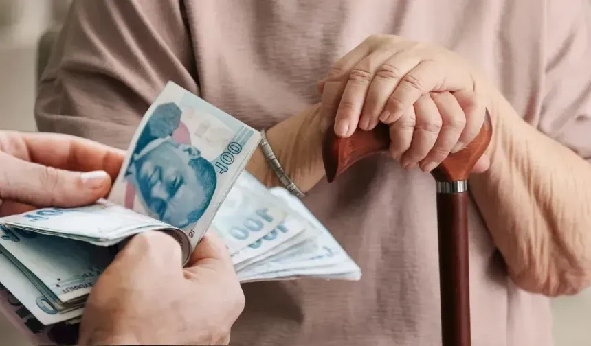 Emeklilere verilecek zam oranı netleşti!