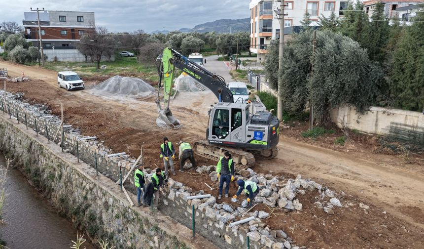 Aydın BŞB'nin kentin dört bir yanındaki çalışmaları devam ediyor