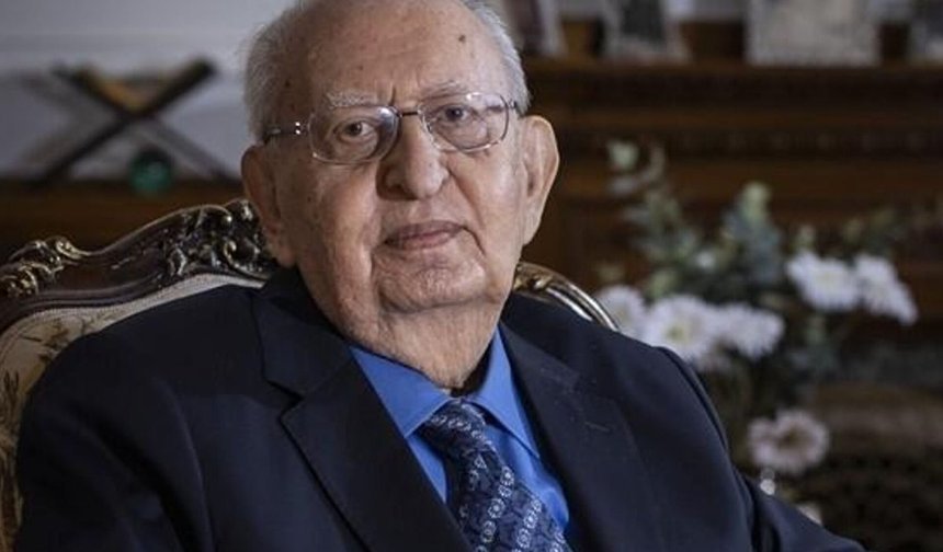 Eski TBMM Başkanı Hüsamettin Cindoruk hayatını kaybetti