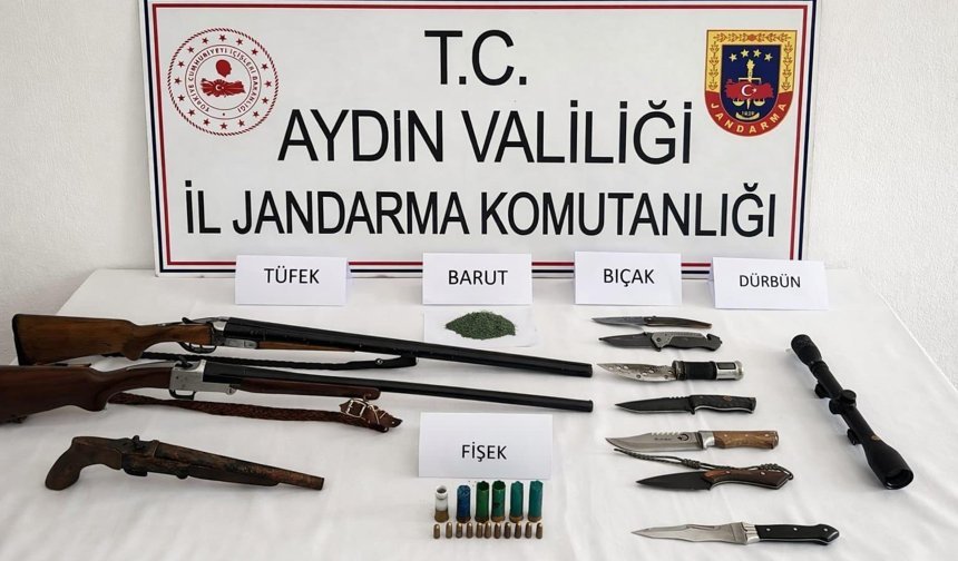 Jandarma düğmeye bastı: Köşk’te ruhsatsız silahlar ele geçirildi