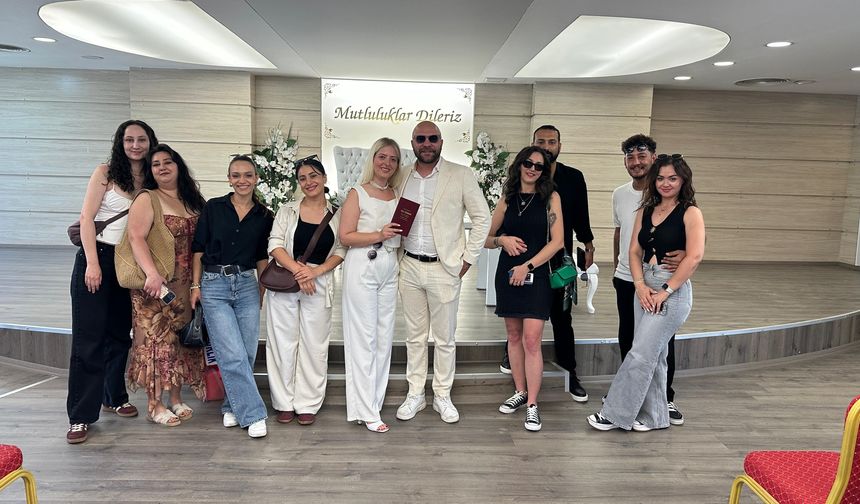 Aydın Haberleri ailesinde mutlu gün: Ekin ve Yasin bir ömür mutluluğa "evet" dedi
