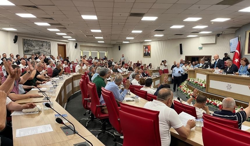 Aydın BŞB Meclisi'nde 1 milyar 500 milyon liralık krediye onay çıktı