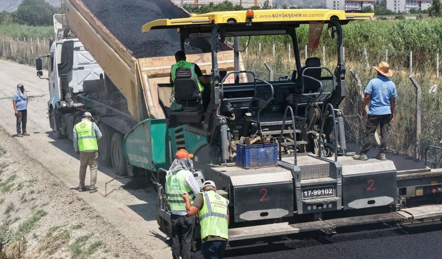 Başkan Çerçioğlu'nun öncülüğünde Aydın'ın tüm ilçelerinde ulaşım yatırımları sürüyor