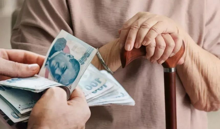En düşük emekli aylığı 23 bin 552 liraya yükseltildi