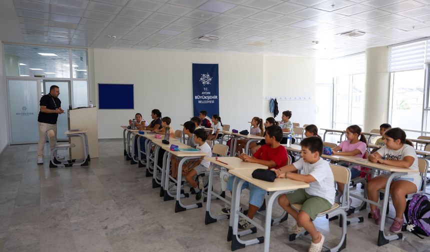 Başkan Çerçioğlu'ndan eğitime tam destek