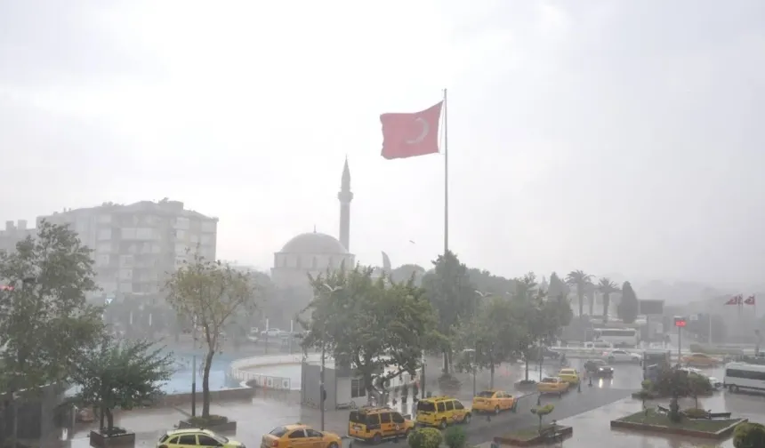 Meteoroloji'den Aydın için gök gürültülü sağanak uyarısı