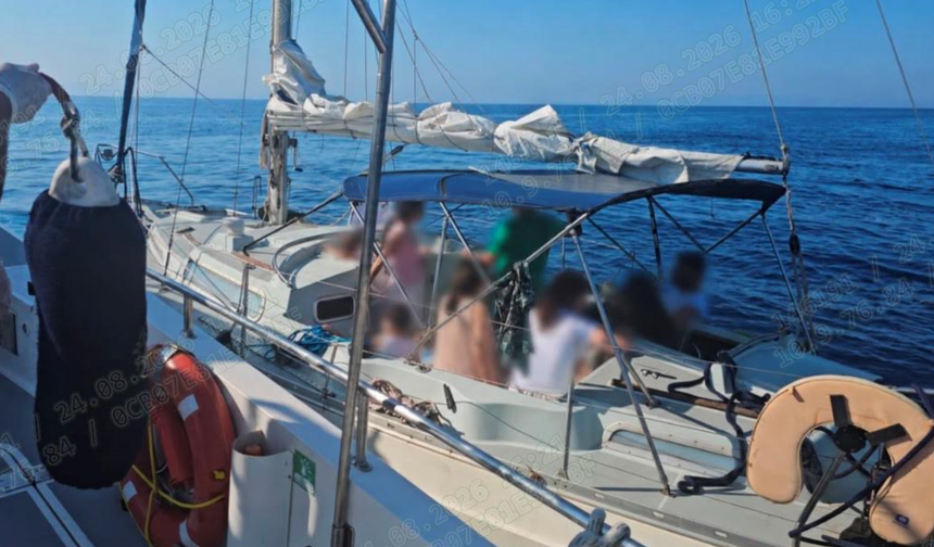 Didim açıklarında 16 düzensiz göçmen yakalandı