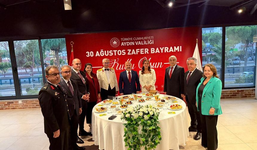 Aydın protokolü Zafer Bayramı’nda buluştu