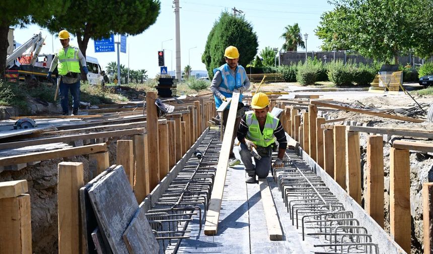ASKİ Söke’nin dört bir yanında çalışmalarına devam ediyor