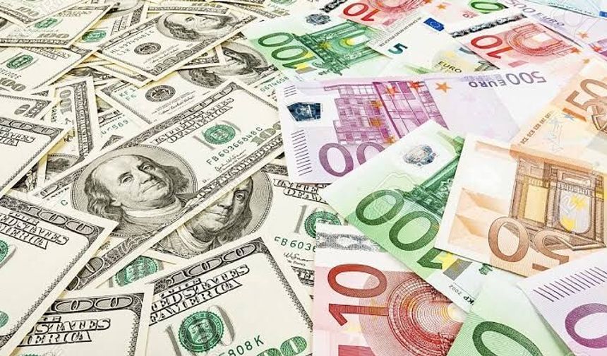 Döviz piyasasında hareketlilik sürüyor ( 7 Ekim 2026)