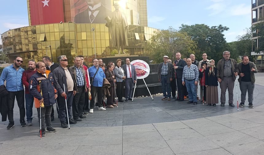 Aydın’da engelsiz yaşam için toplumsal duyarlılık çağrısı: “Beyaz baston özgürlüktür!”
