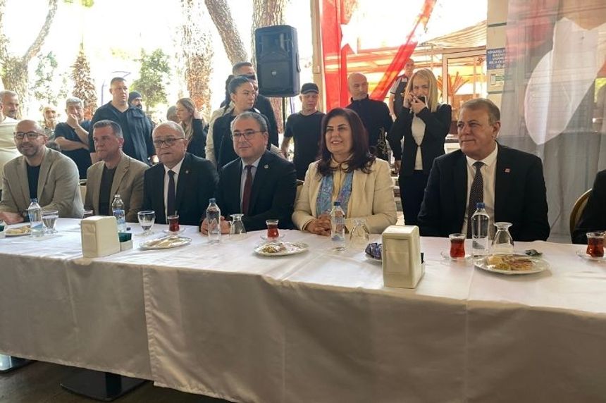 CHP Aydın'da bayramlaşma töreni gerçekleştirildi